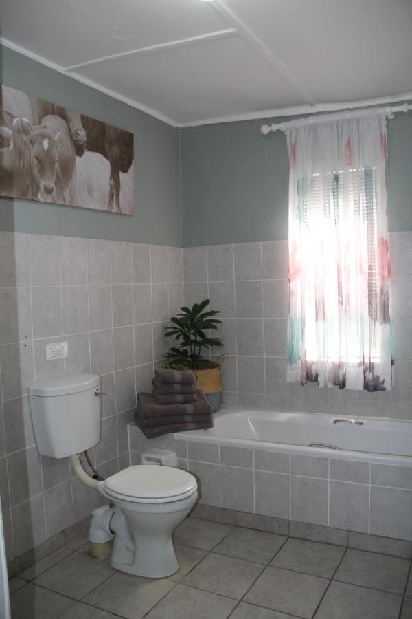 Graaff-Reinet @Karoo Guesthouse מראה חיצוני תמונה