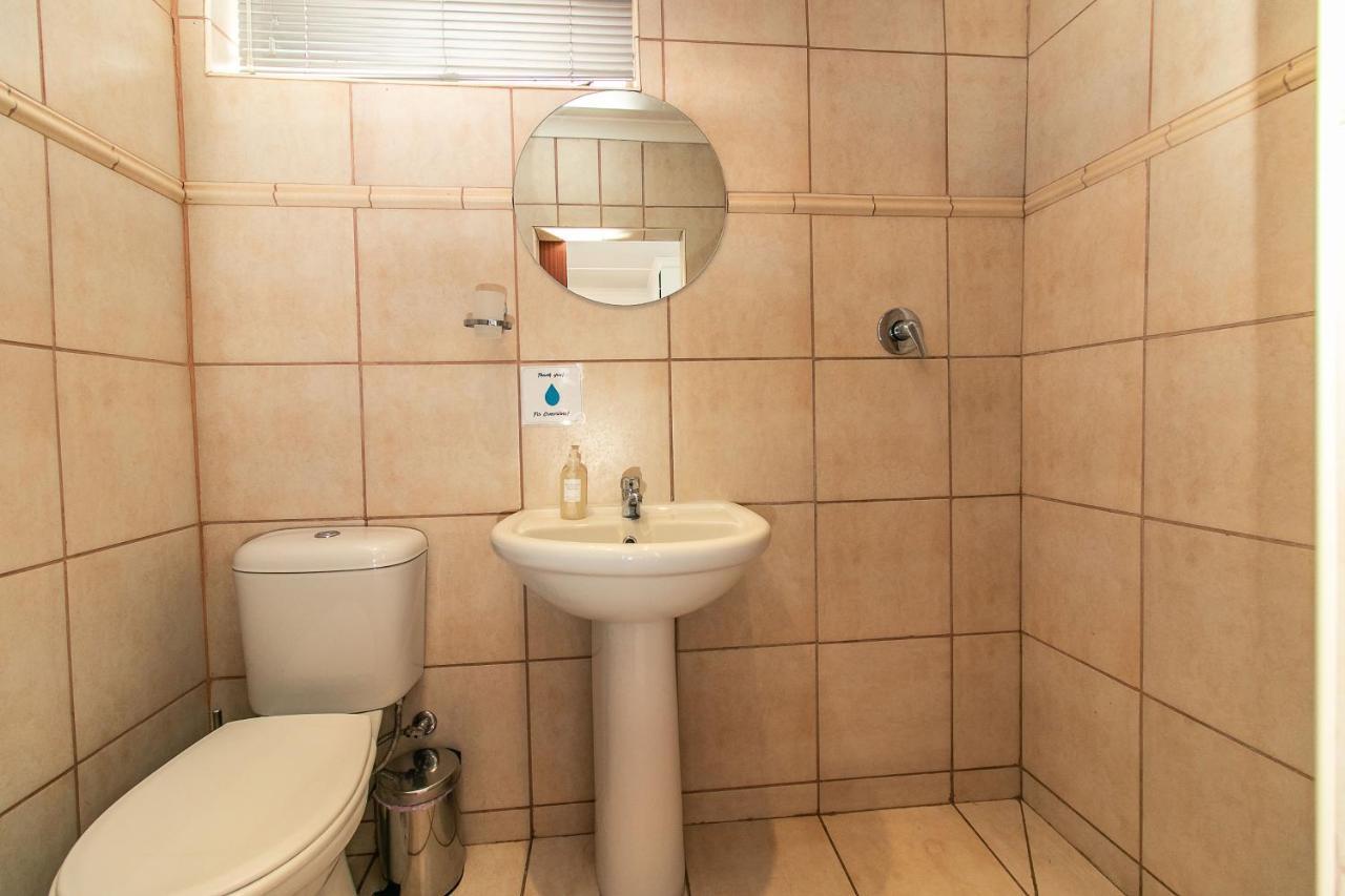 Graaff-Reinet @Karoo Guesthouse מראה חיצוני תמונה