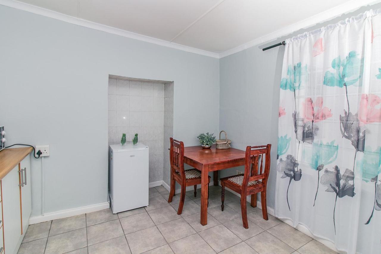 Graaff-Reinet @Karoo Guesthouse מראה חיצוני תמונה